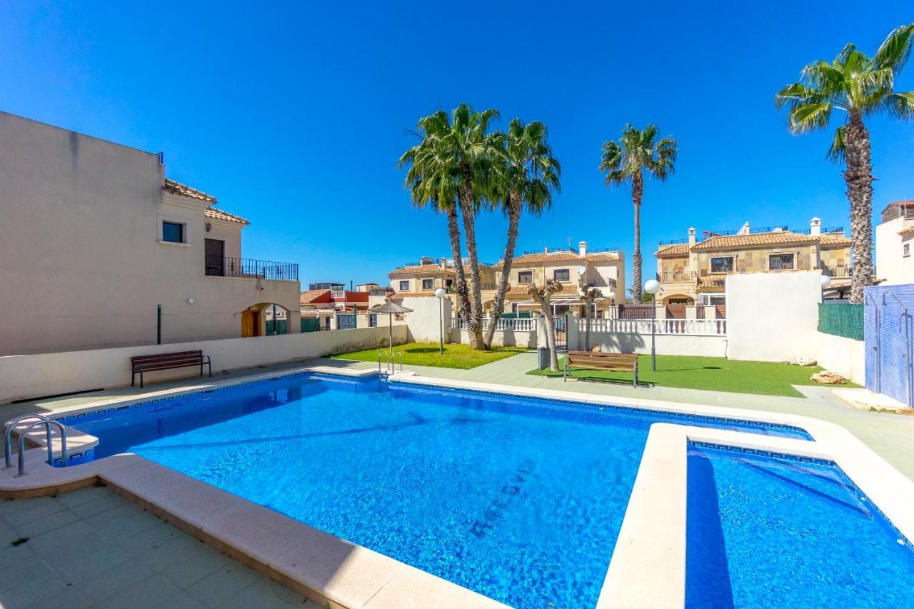 Fh Mediterraneo Torrevieja Exterior foto